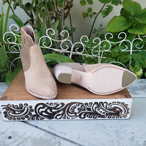 Pretty Perforated Frye Blush Leather Booties - Picture 7 of 7
